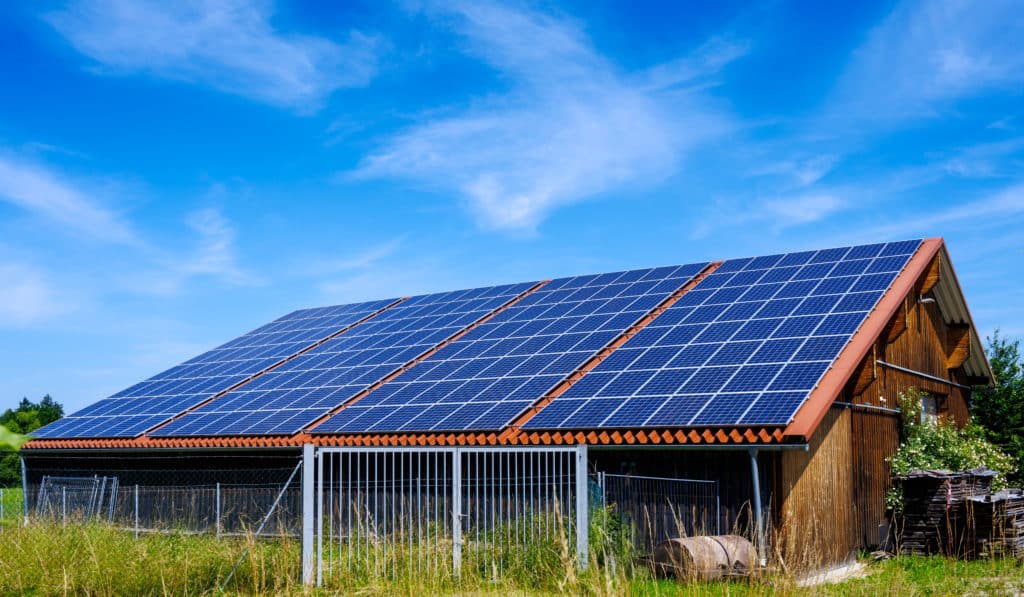 Bâtiment photovoltaïque agricole