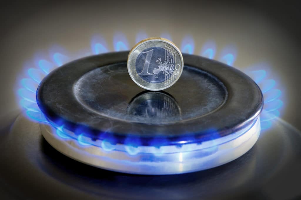 gaz naturel et pièce d'euro